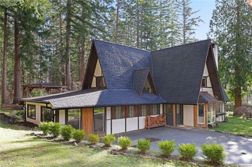 2138 Left Rd, Courtenay, BC 