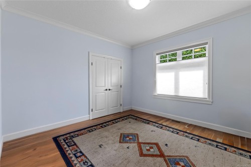983 Bluffs Dr, Qualicum Beach, BC 