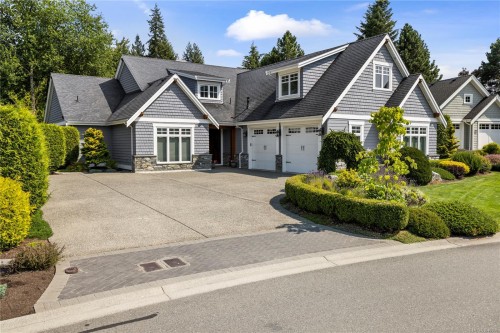 983 Bluffs Dr, Qualicum Beach, BC 
