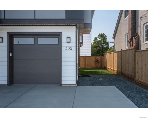 309 Elizabeth St, Nanaimo, BC 