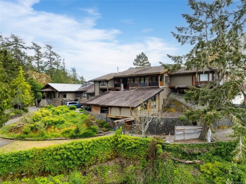 1424 Gillespie Rd, Sooke, BC 