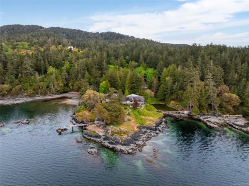 1424 Gillespie Rd, Sooke, BC 