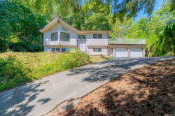 2151 Lakeside Dr Nanaimo, BC V9X 1A8