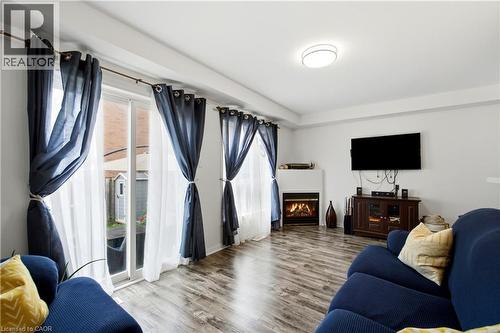 4322 Fairview Street, Burlington, ON - Indoor