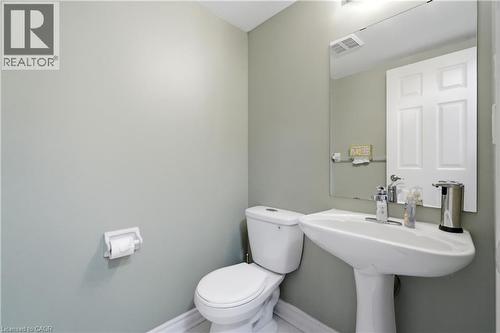 4322 Fairview Street, Burlington, ON - Indoor Photo Showing Bathroom