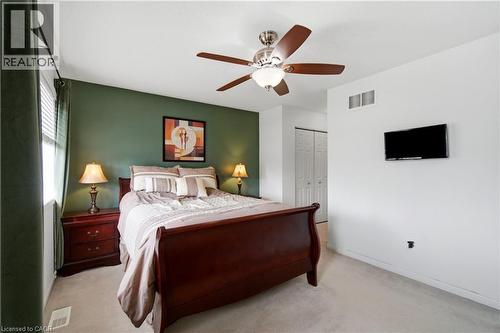 4322 Fairview Street, Burlington, ON - Indoor Photo Showing Bedroom