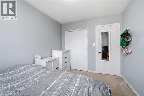 4322 Fairview Street, Burlington, ON - Indoor Photo Showing Bedroom