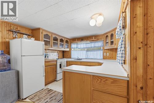 300-306 Perch Crescent, Last Mountain Lake, SK - Indoor Photo Showing Kitchen