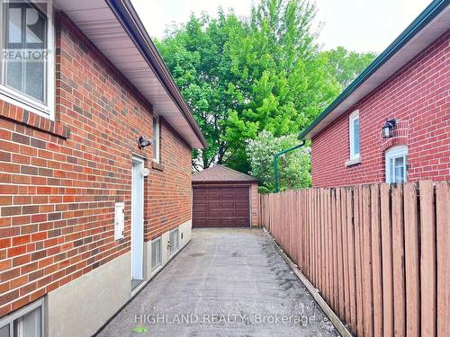 BASEMENT - 167 CHURCHILL AVENUE , Toronto, Ontario M2N 1Z3 2