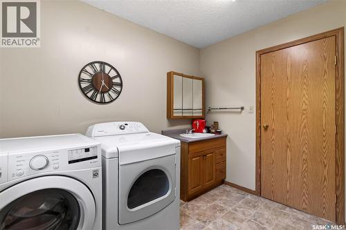 Englefeld Acreage, St. Peter Rm No. 369, SK - Indoor Photo Showing Laundry Room