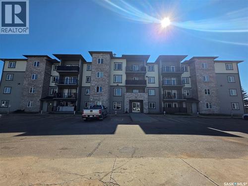 308 306 Petterson Drive, Estevan, SK - Outdoor With Facade