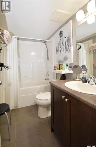 308 306 Petterson Drive, Estevan, SK - Indoor Photo Showing Bathroom