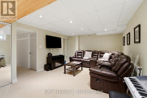 4322 Fairview Street, Burlington, ON - Indoor Photo Showing Other Room