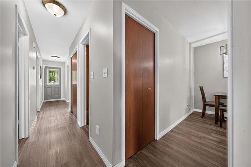 35 Brownell Bay, Winnipeg, MB - Indoor Photo Showing Other Room