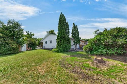 35 Brownell Bay, Winnipeg, MB - Outdoor
