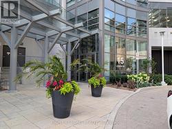 2002 - 15 LEGION ROAD Toronto, ON M8V 0A9