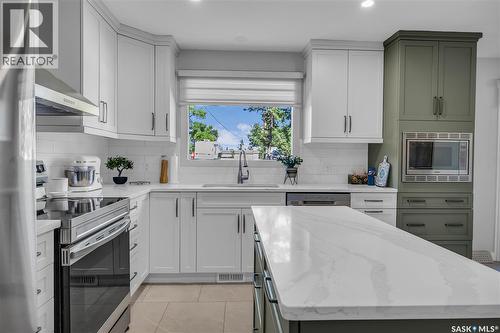 604 King Street, Imperial, SK - Indoor Photo Showing Kitchen With Upgraded Kitchen