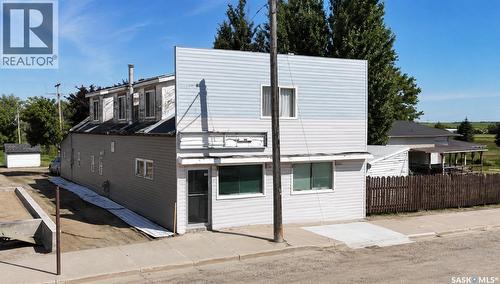 105 Main Street, Dinsmore, SK 