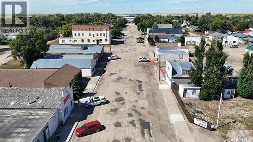 105 Main Street, Dinsmore, SK 