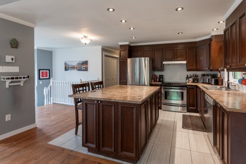 Cuisine - 490 Ch. Des Genévriers, Shawinigan, QC - Indoor Photo Showing Kitchen