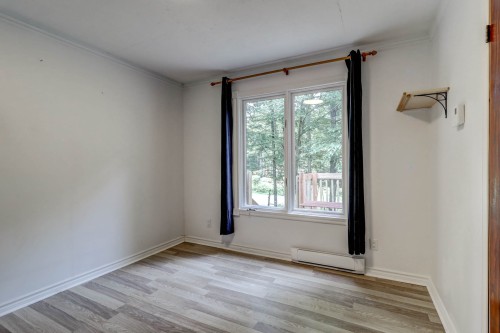 Chambre à coucher principale - 23 Ch. De Maple Wood, Harrington, QC - Indoor Photo Showing Other Room