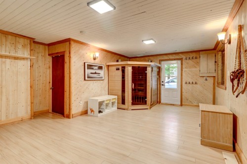 Salon - 23 Ch. De Maple Wood, Harrington, QC - Indoor Photo Showing Other Room