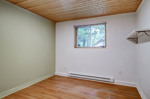 Chambre à coucher - 23 Ch. De Maple Wood, Harrington, QC - Indoor Photo Showing Other Room