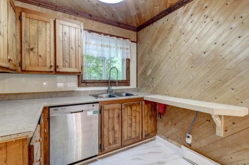 Cuisine - 23 Ch. De Maple Wood, Harrington, QC - Indoor Photo Showing Kitchen With Double Sink