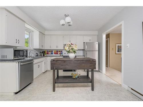 32 Tulip St, Fredericton, NB - Indoor Photo Showing Kitchen