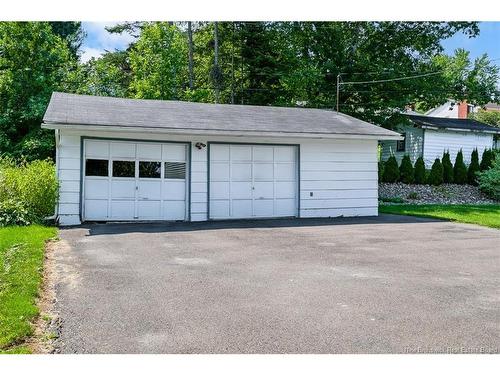 32 Tulip St, Fredericton, NB - Outdoor