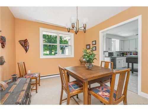 32 Tulip St, Fredericton, NB - Indoor Photo Showing Dining Room