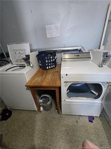 148 Broad St, Saint John, NB - Indoor Photo Showing Laundry Room