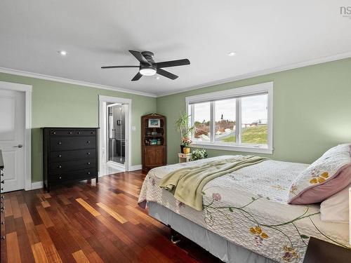 21 Leo Lane, Terence Bay, NS - Indoor Photo Showing Bedroom