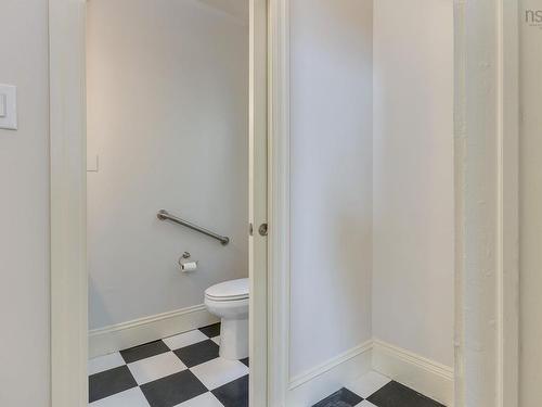 26 Thistle Street, Dartmouth, NS - Indoor Photo Showing Bathroom