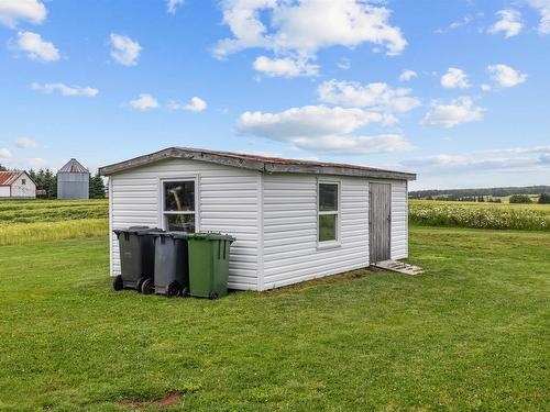 1049 Spring Valley Rd, Spring Valley, PE - Outdoor