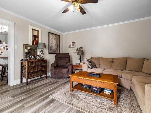 1049 Spring Valley Rd, Spring Valley, PE - Indoor Photo Showing Living Room
