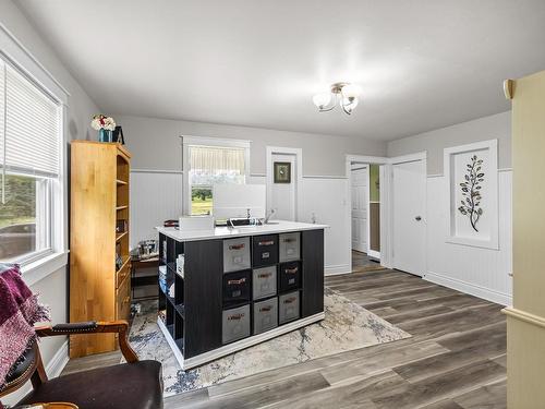 1049 Spring Valley Rd, Spring Valley, PE - Indoor