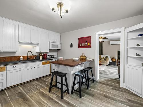 1049 Spring Valley Rd, Spring Valley, PE - Indoor Photo Showing Kitchen