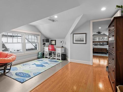 1777 Cambridge Street, Halifax, NS - Indoor