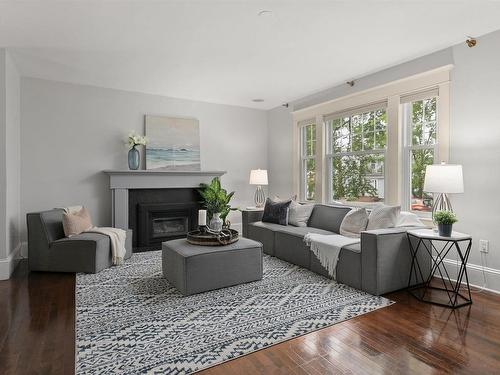 1777 Cambridge Street, Halifax, NS - Indoor Photo Showing Living Room With Fireplace