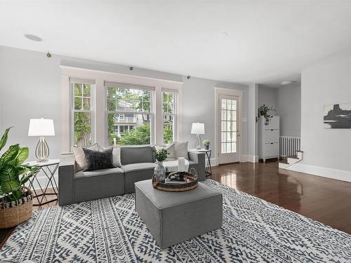1777 Cambridge Street, Halifax, NS - Indoor Photo Showing Living Room