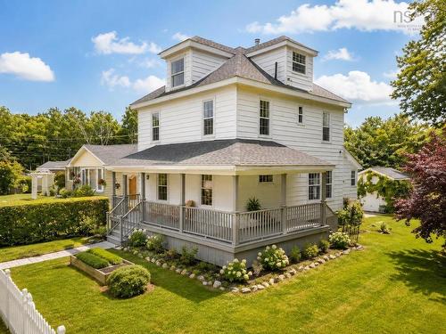 50 High Street  North Sydney, NS B2A 2A4