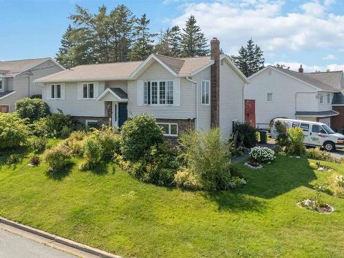 131 Pinewood Crescent, Cole Harbour, NS - Outdoor With Facade