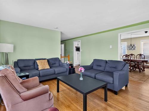 131 Pinewood Crescent, Cole Harbour, NS - Indoor Photo Showing Living Room
