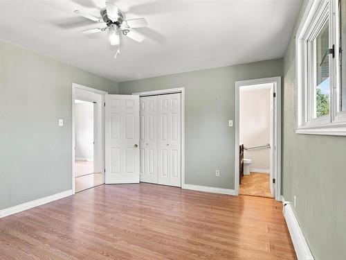 2 Applewood Lane, Dartmouth, NS - Indoor Photo Showing Other Room