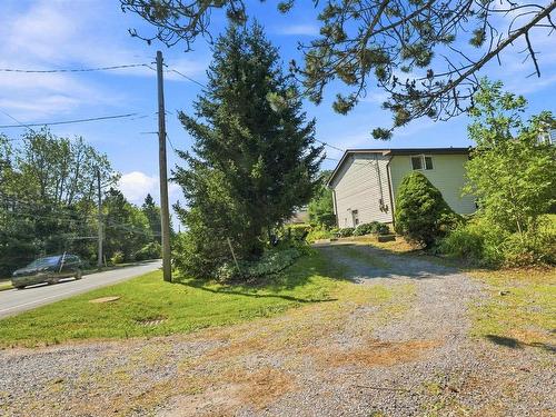 2 Applewood Lane, Dartmouth, NS - Outdoor