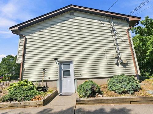 2 Applewood Lane, Dartmouth, NS - Outdoor With Exterior