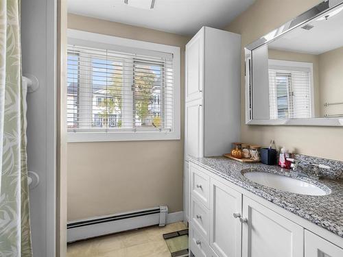 29 Ole King Square, Charlottetown, PE - Indoor Photo Showing Bathroom