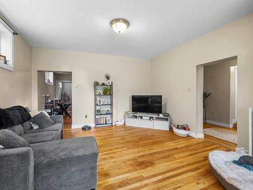 29 Ole King Square, Charlottetown, PE - Indoor Photo Showing Living Room