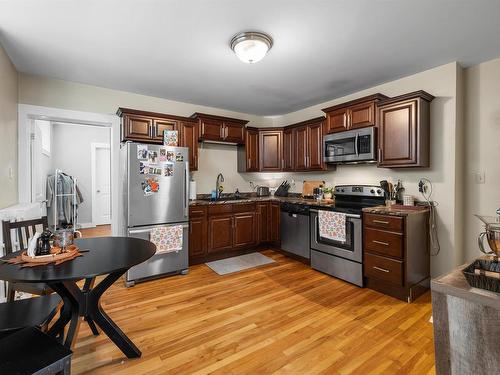 29 Ole King Square, Charlottetown, PE - Indoor Photo Showing Kitchen